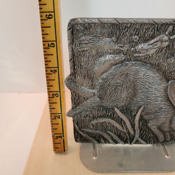 Vintage Metal Bunny Rabbit Bookends Farm Scene‎ Rustic Home Decor - Picture 4 of 4